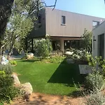 Pavillon De La Trinite Villa