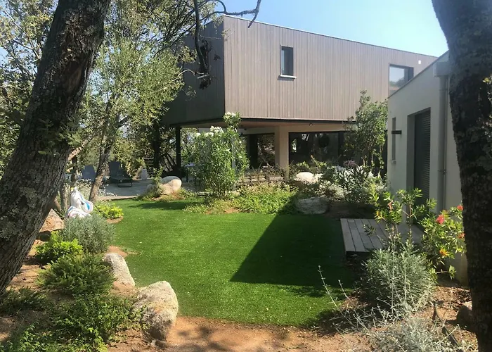 Pavillon De La Trinite 别墅